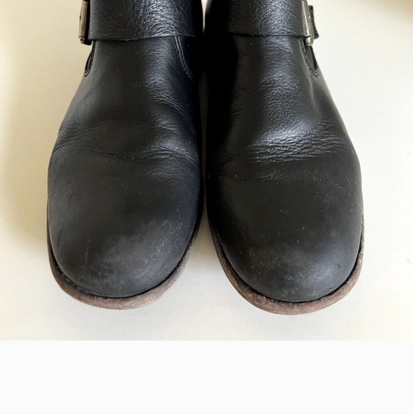 Frye Women's Black Genuine Leather Engineer Ankle Buckle Boot 7 - Picture 4 of 11